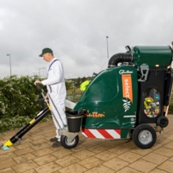 3 redenen waarom de afvalzuiger Glutton® Select® essentieel is voor een efficiënte reiniging van de stad